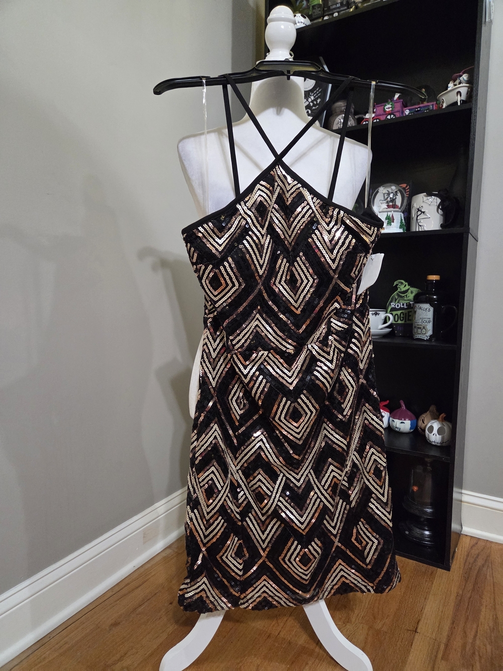 Thin Strap Black Dress with Rose Gold Sequin Geometric Pattern